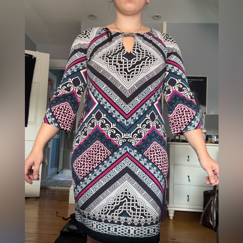 Laundry Patterned Flowy Dress with Silver Hardware and 3/4 Sleeve